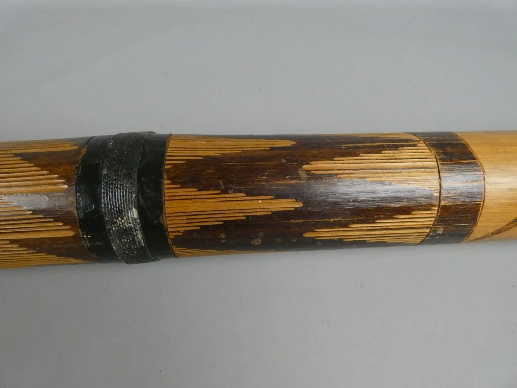Houten didgeridoo met gravures - foto 4
