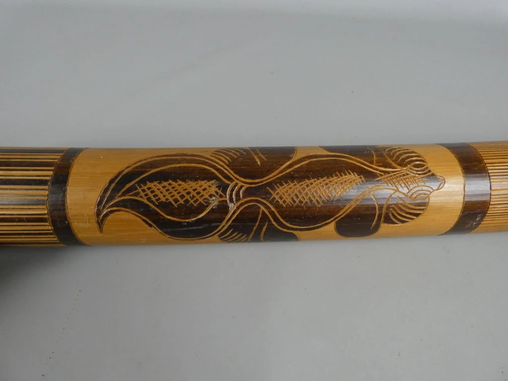 Houten didgeridoo met gravures - foto 5