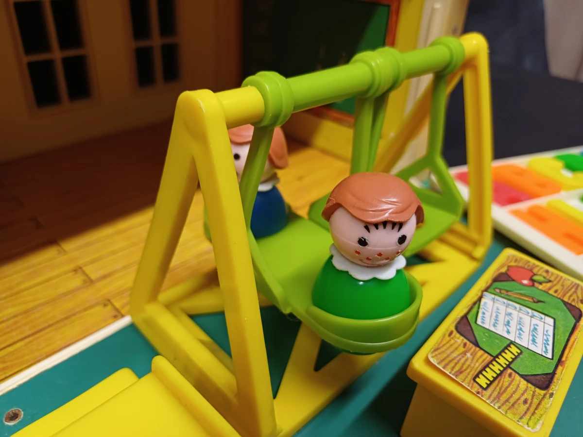 Fisher-Price Schoolgebouw uit 1971 - foto 10