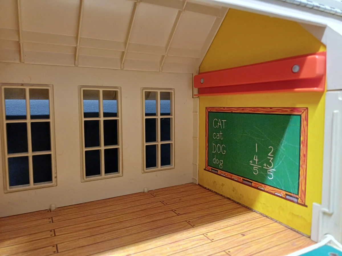 Fisher-Price Schoolgebouw uit 1971 - foto 12