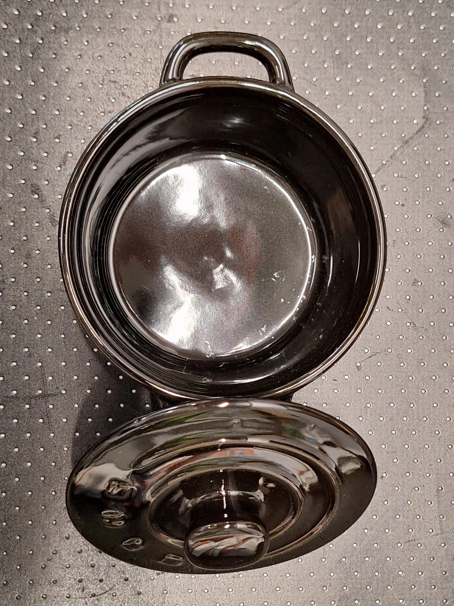 Set van 4 Smeg Mini Cocottes / Stoofpotjes met Deksel - Zwart Keramiek (2x Set van 2 in Originele Doos) - foto 5