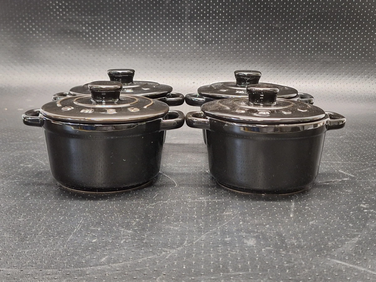Set van 4 Smeg Mini Cocottes / Stoofpotjes met Deksel - Zwart Keramiek (2x Set van 2 in Originele Doos) - foto 9
