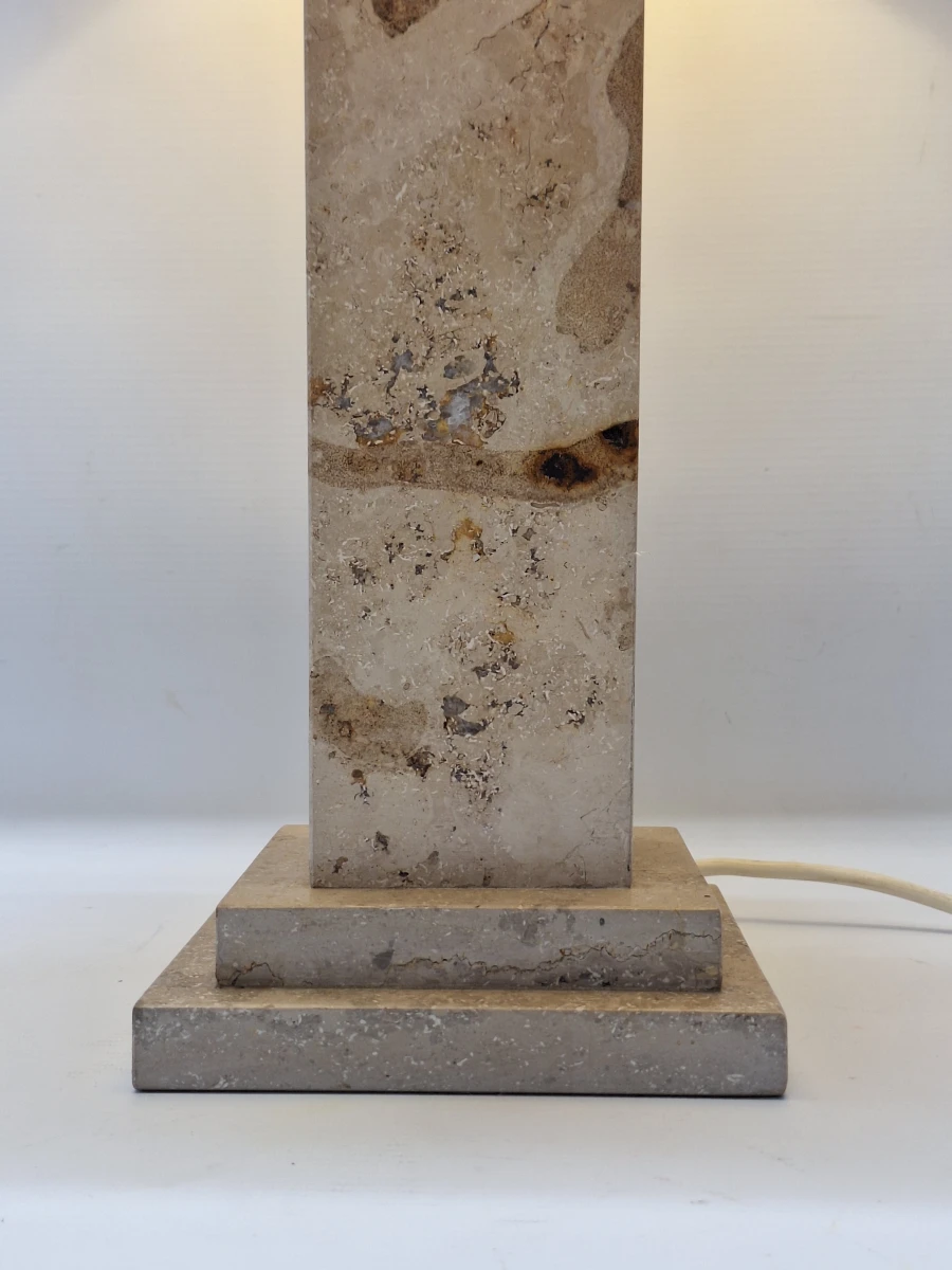 Vintage travertin tafellamp - architecturale zuillamp uit de jaren ’70/’80 - foto 4
