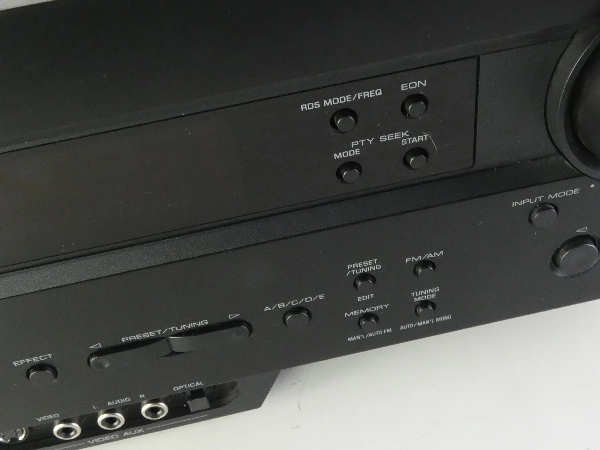 Yamaha AV Receiver RX-V520RDS - foto 4
