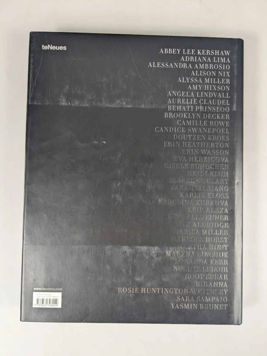 Fotoboek Angels van Russell James met naaktfotografie (Engelse versie) - foto 9