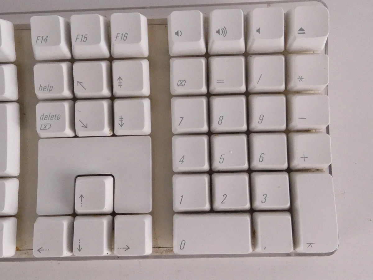 Apple iMac met toetsenbord en muis - foto 15