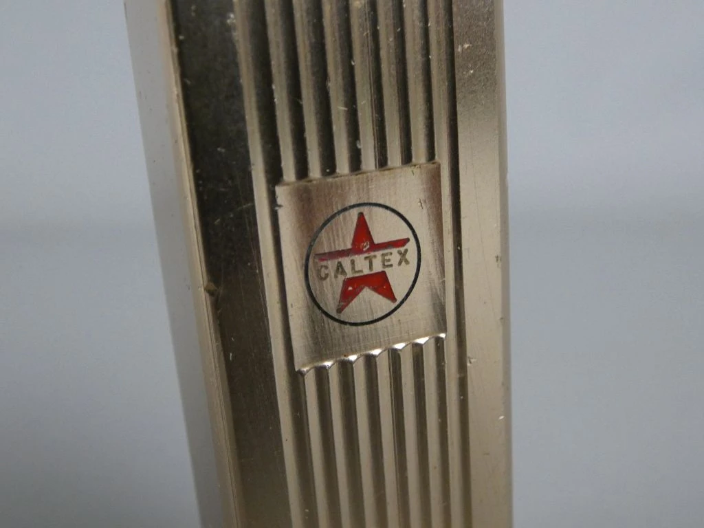 Vintage Caltex aansteker goudkleurig - foto 4