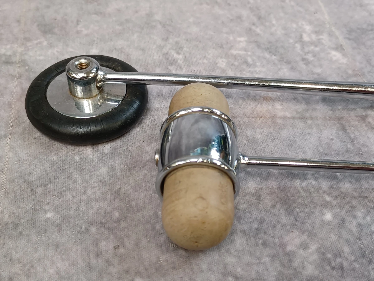 Uitgebreide en historische medische dokterset met Original Record instrumentendoos, diagnostische instrumenten en medicijnblikken - foto 16