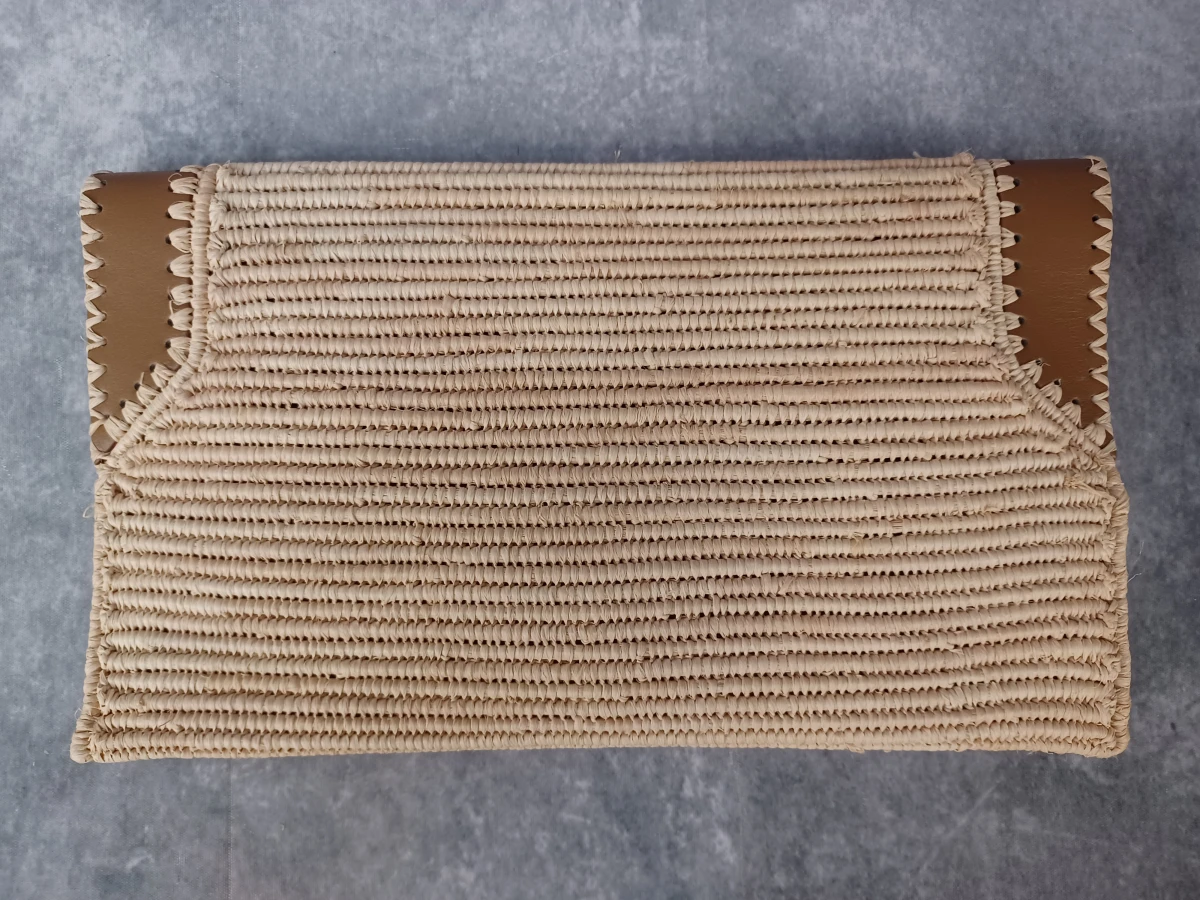 Patrizia Pepe raphia en lederen clutch - foto 3