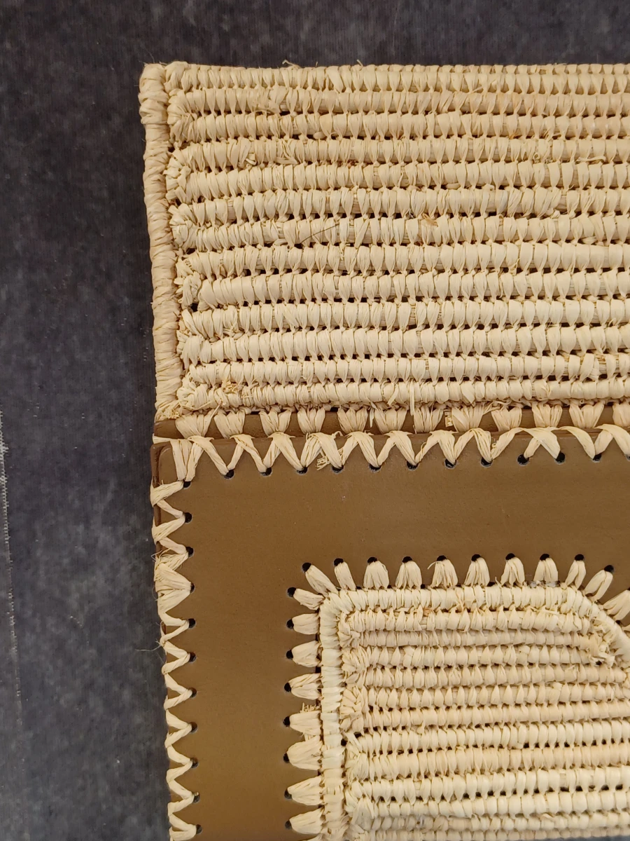 Patrizia Pepe raphia en lederen clutch - foto 8