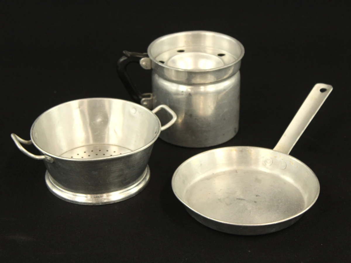 Vintage aluminium kook en thee speelservies set voor kinderen - foto 7