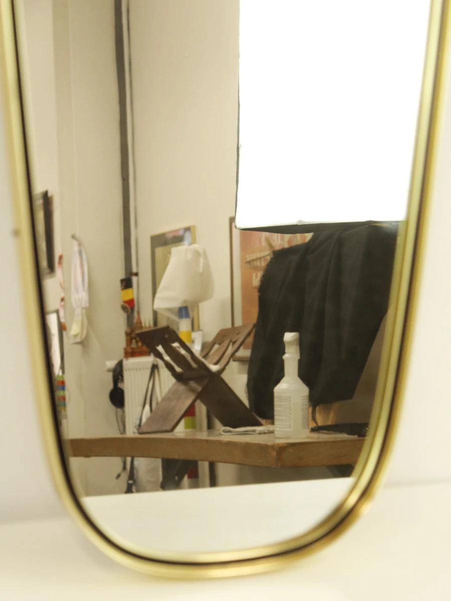 Asymmetrische wandspiegel met goudkleurige metalen rand – Jaren 50/60 - foto 4