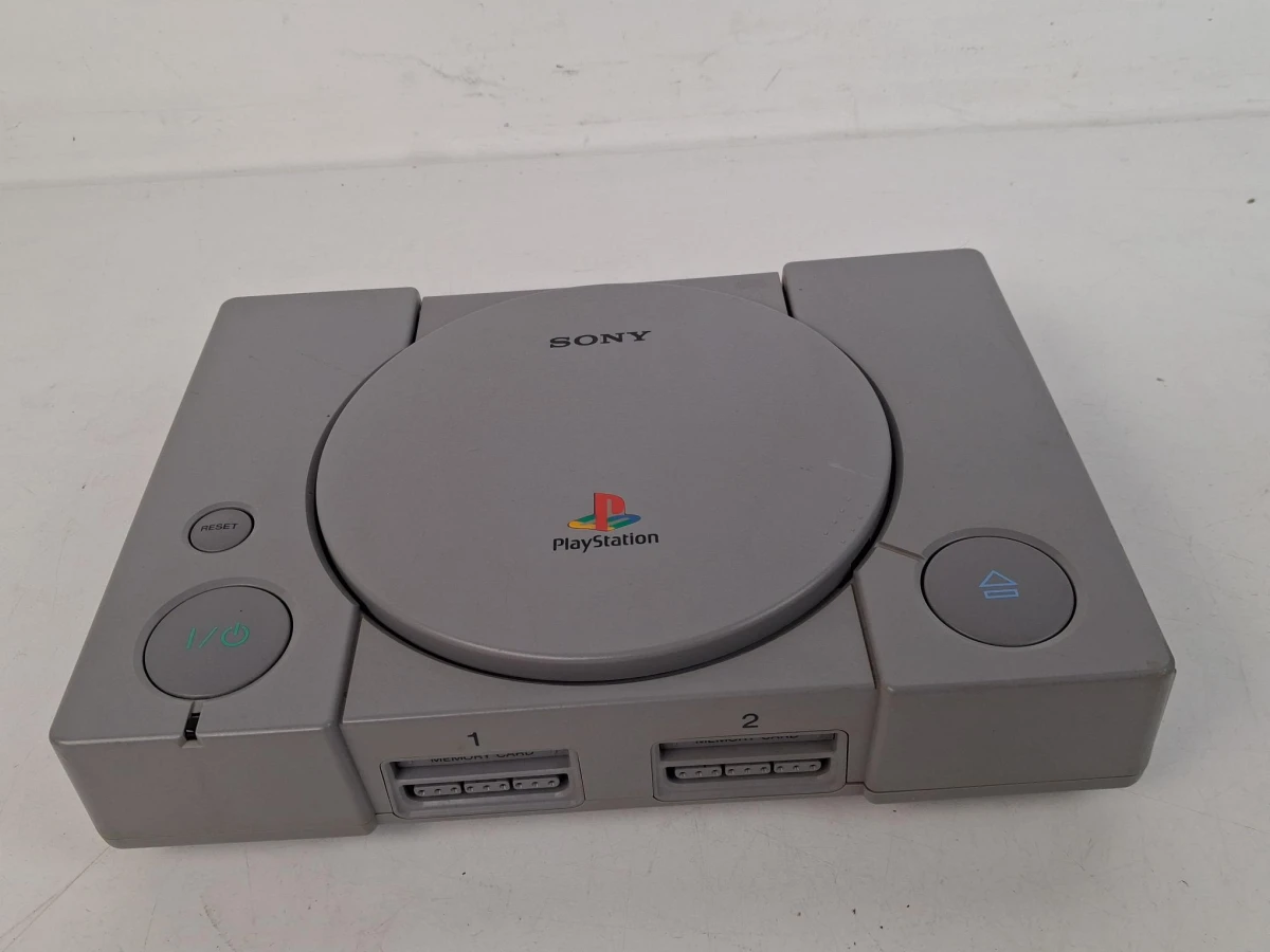 Playstation 1 console met twee controllers - foto 4