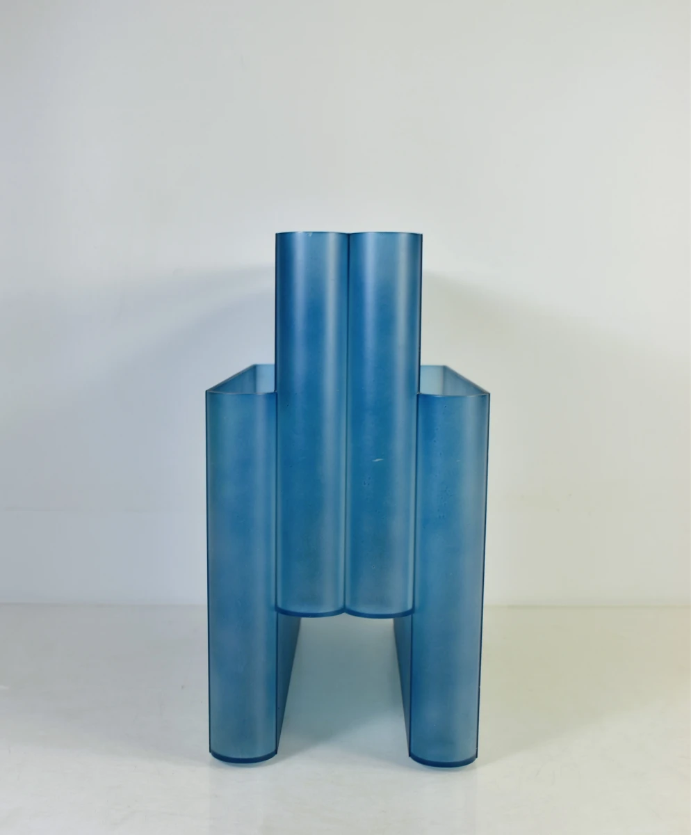 Kartell tijdschriftenhouder 4676 van Giotto Stoppino, blauw - foto 2