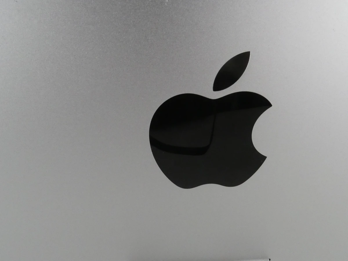 Apple iMac 21.5-inch(A1311) met toetsenbord, muis en Lightning USB-kabel - foto 14