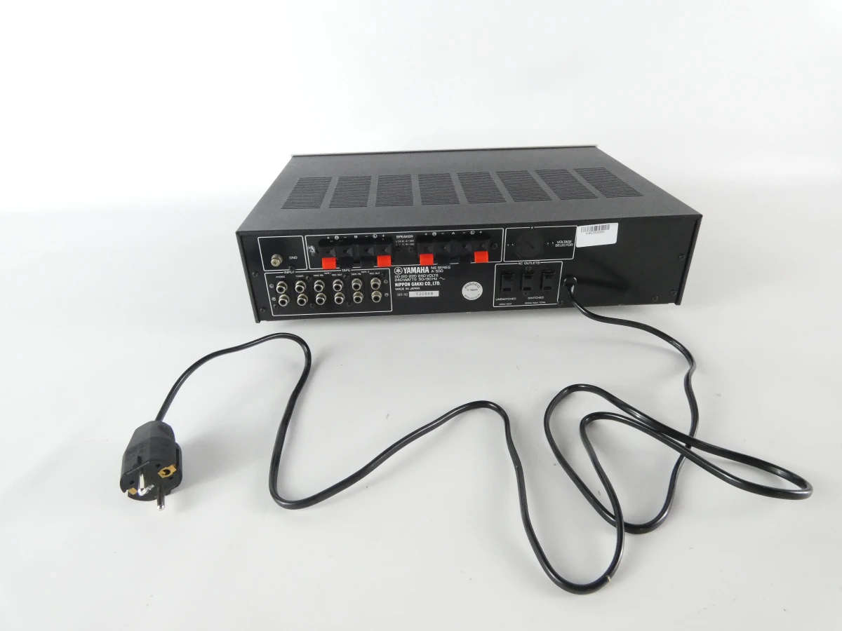 Yamaha stereo versterker A-550 - foto 9