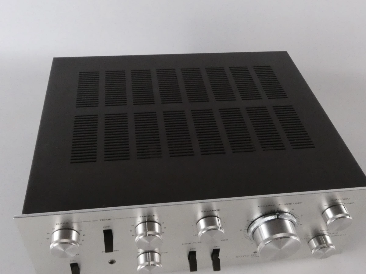 Sanyo stereo voorversterker DCA 1001A - foto 6