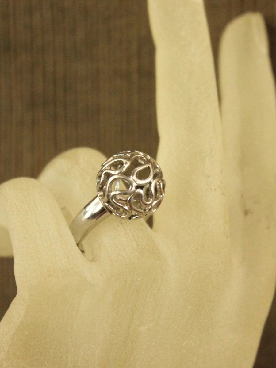Sterling zilveren ring met opengewerkt bolvormig ontwerp - foto 5