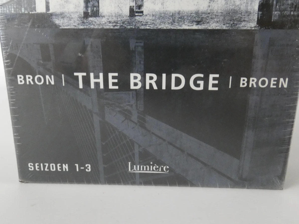 The Bridge - Seizoen 1-3 DVD boxset(OVP) - foto 4