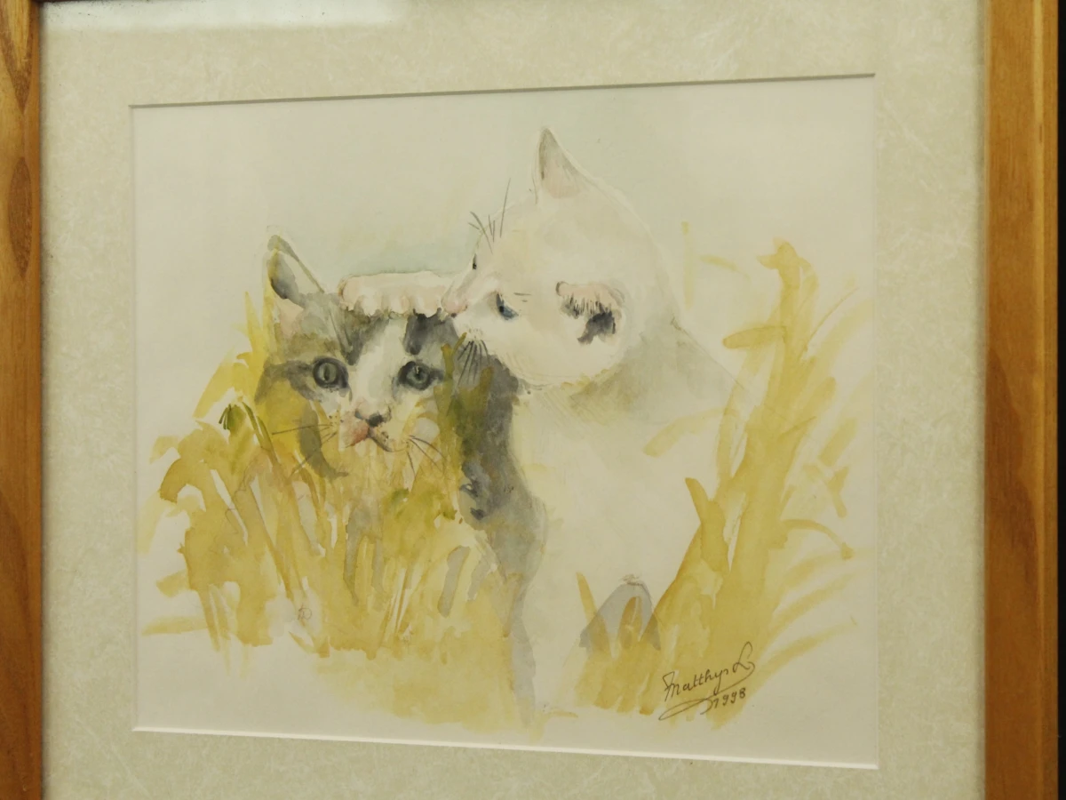 Aquarel schilderij van twee katten in pasteltinten  in houten lijst gesigneerd in potlood - foto 2