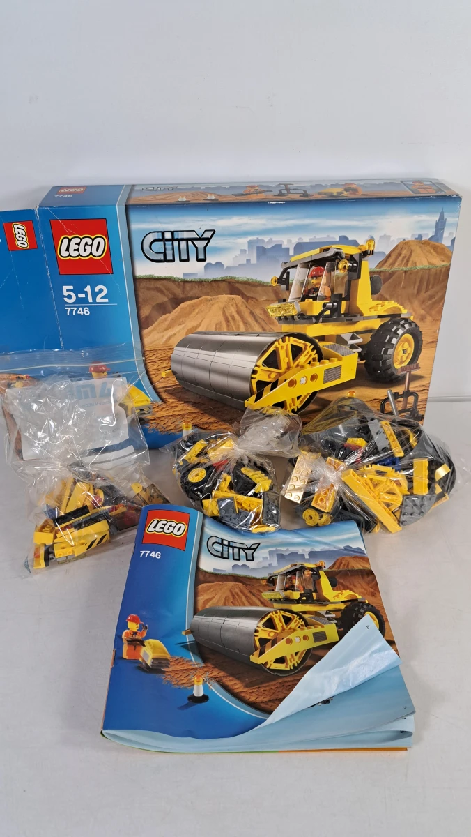Drie Lego City bouwsets met kranen en walsen - foto 8
