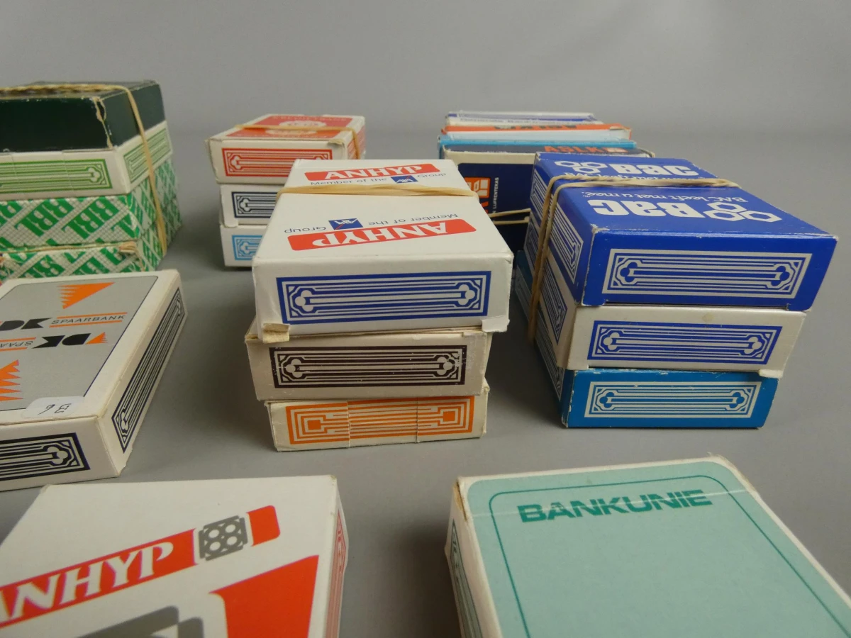25 sets speelkaarten banken - foto 8