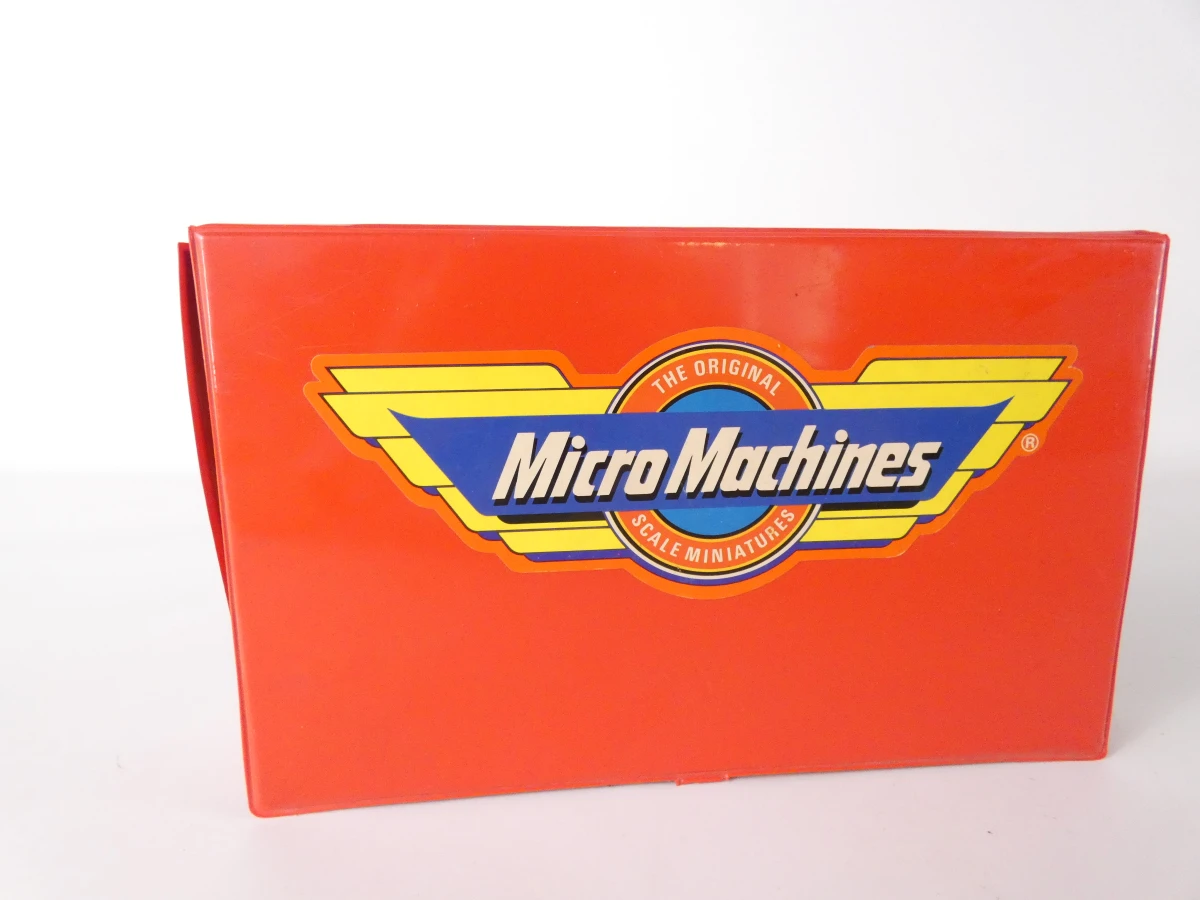 Micro Machines speelset met auto's en parkeerplaats - foto 5