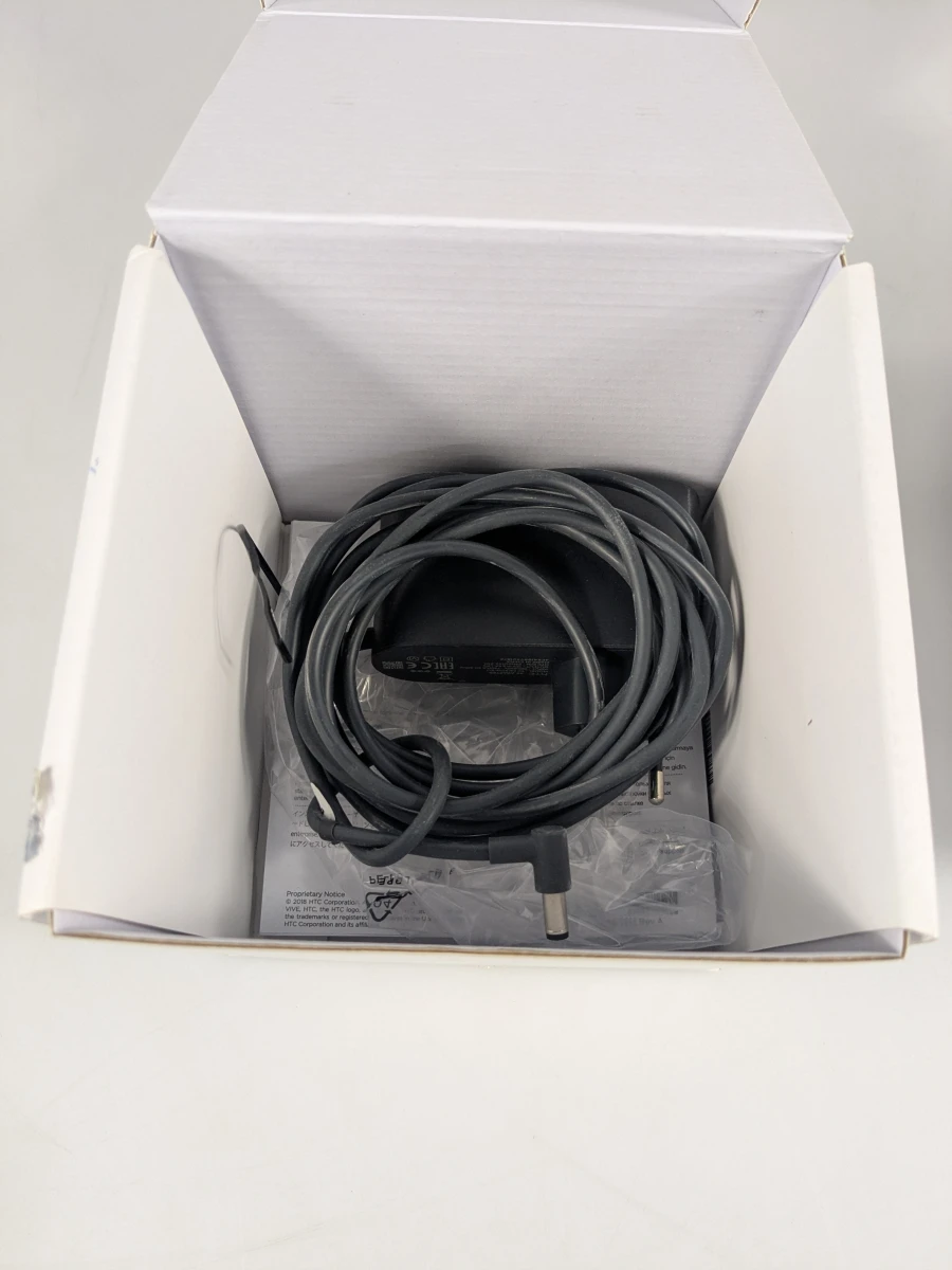 Set van 2 Vive Pro SteamVR Base Stations 2.0 en Vive Tracker - foto 5