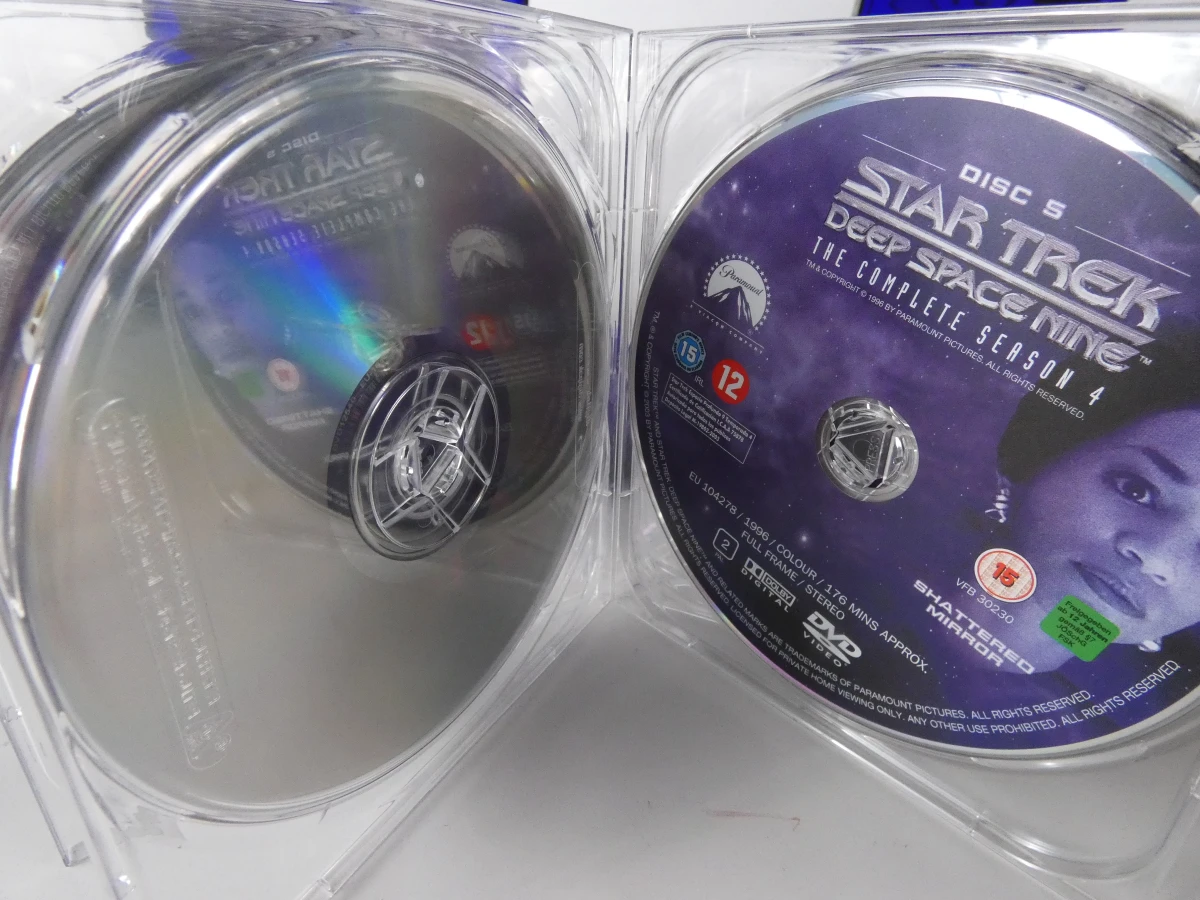 Star Trek Deep Space Nine en Voyager DVD boxsets(54 dvd) - foto 9