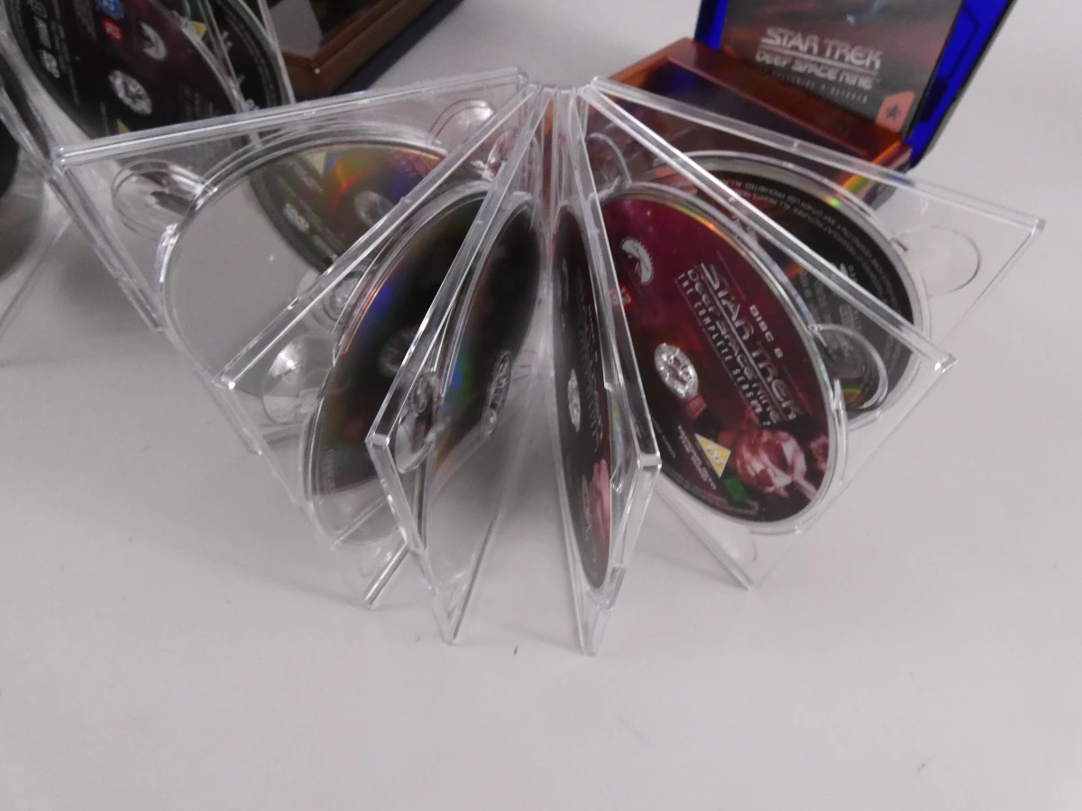 Star Trek Deep Space Nine en Voyager DVD boxsets(54 dvd) - foto 12