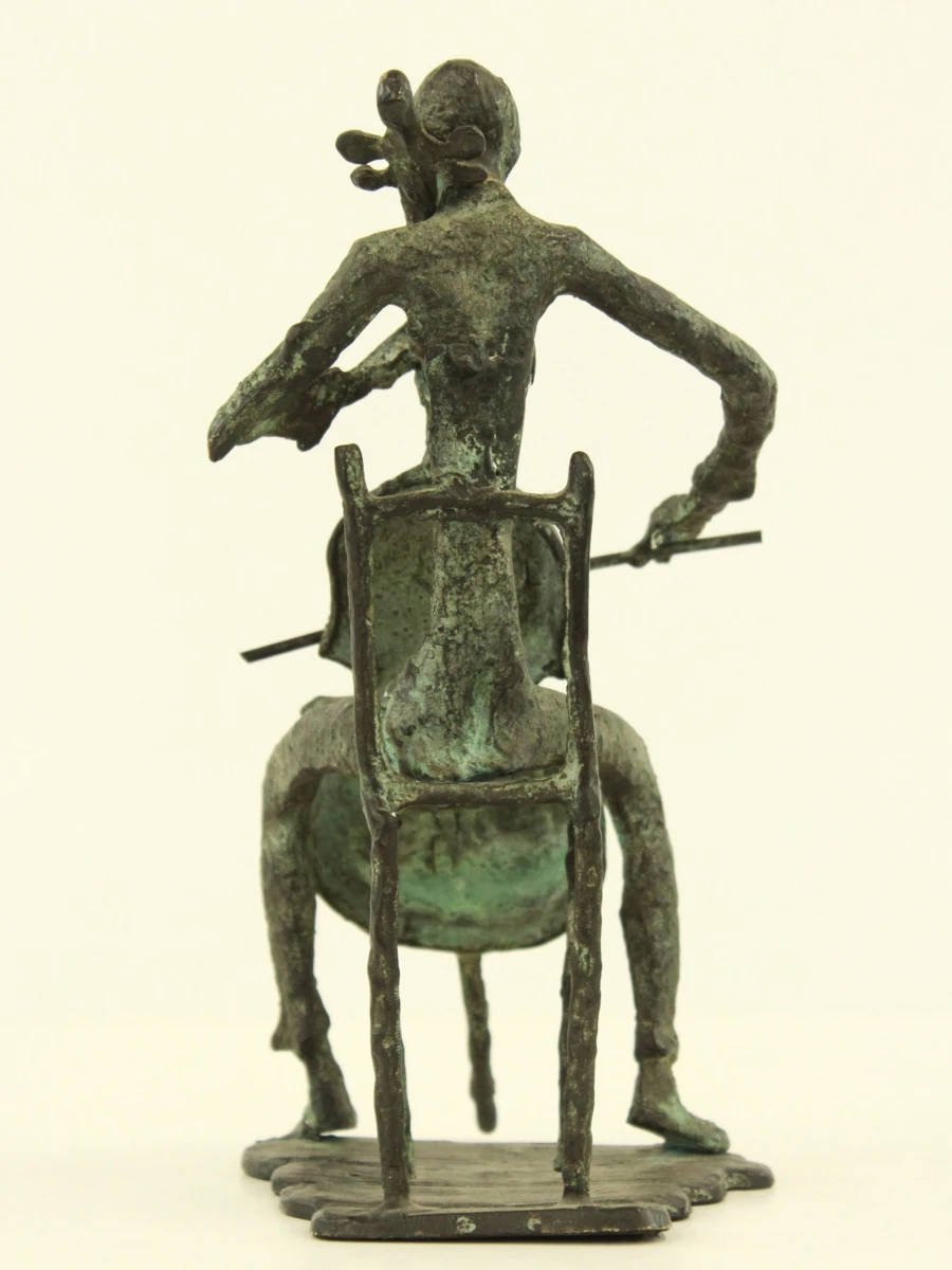Cellistenbeeld met Groenblauwe Patina (28cm) - foto 5