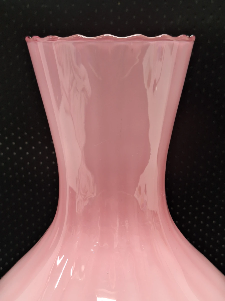 Italiaanse mond geblazen roze opaline vaas op voet uit de regio Empoli - Mid-Century Modern - foto 5