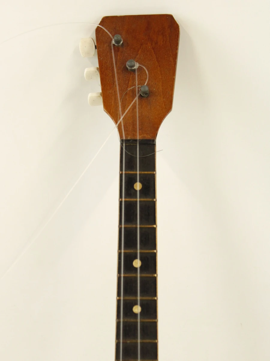 Vintage Russische balalaika – 3-snarig houten snaarinstrument - foto 3