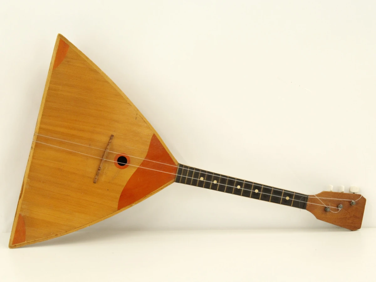 Vintage Russische balalaika – 3-snarig houten snaarinstrument - foto 5
