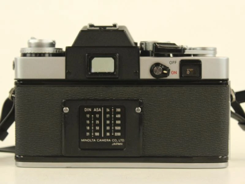 Minolta XE-5 Spiegelreflexcamera met MC Rokkor-PF 50mm f/1.7 Lens