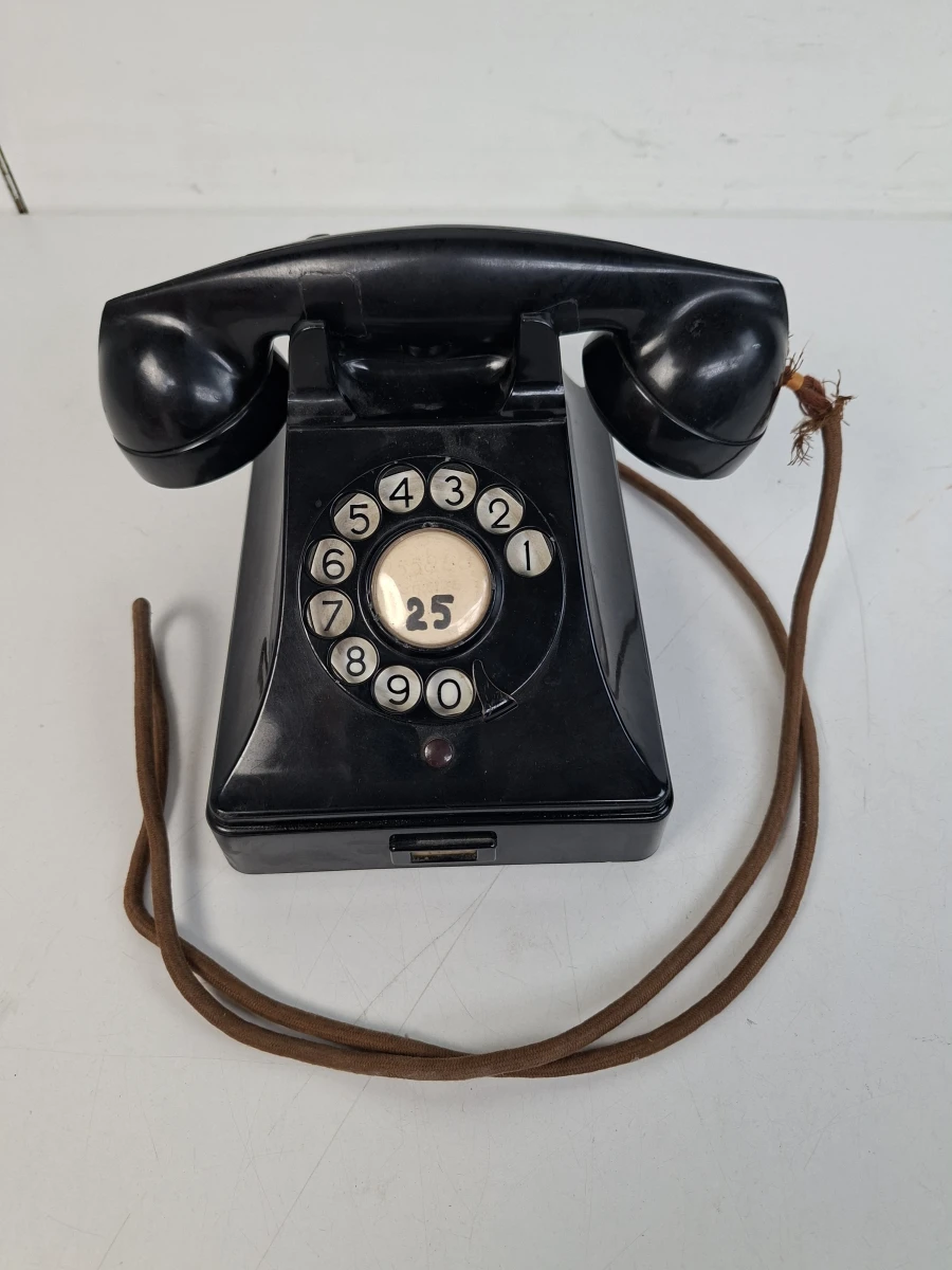 Prachtige Vintage BTMC 2749-RB Draaischijf Telefoon met Stoffen Snoer – Jaren '50 Klassieker! - foto 1