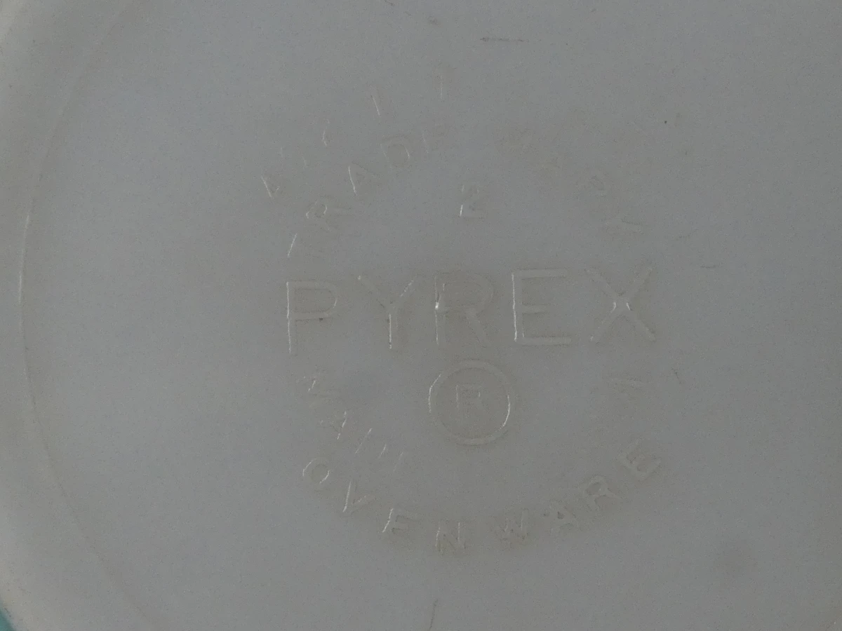 Set vintage Pyrex mengkommen en ovenschaal in turquoise - foto 5