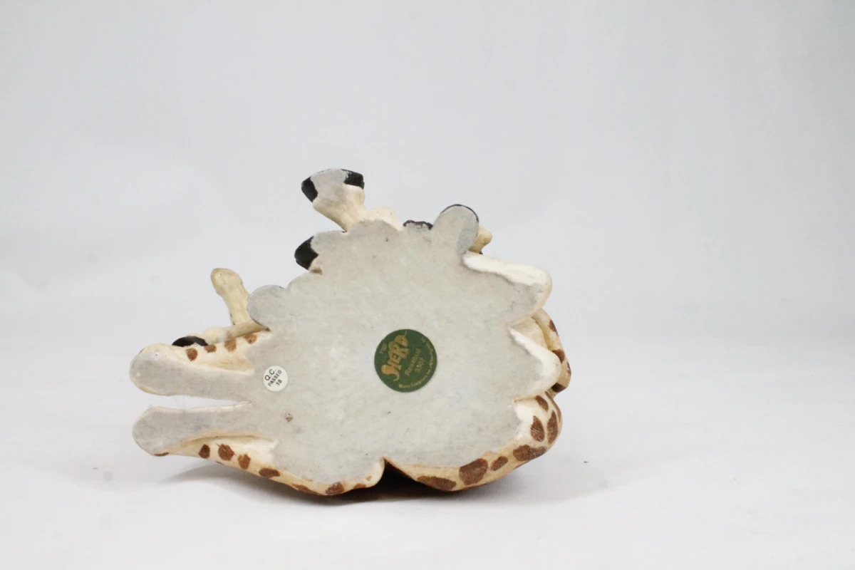 Decoratief polystone giraffenbeeldje - foto 4
