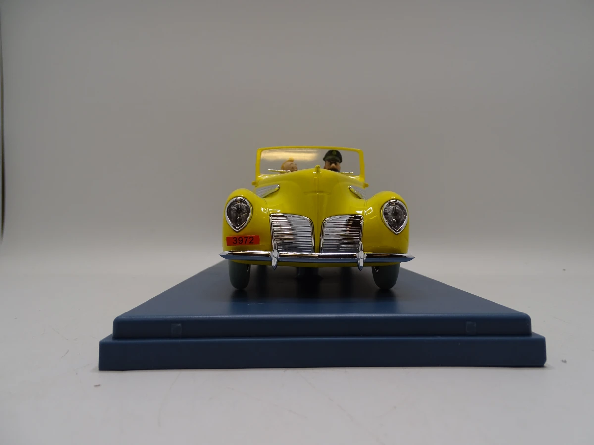 Set van 2 Tintin modelauto's in vitrinekast - foto 8