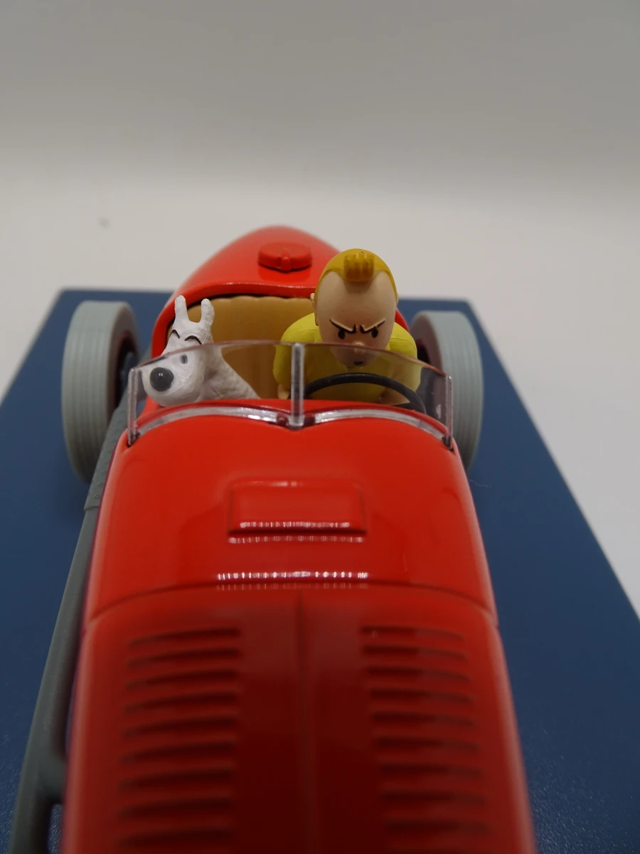 Set van 2 Tintin modelauto's in vitrinekast - foto 22