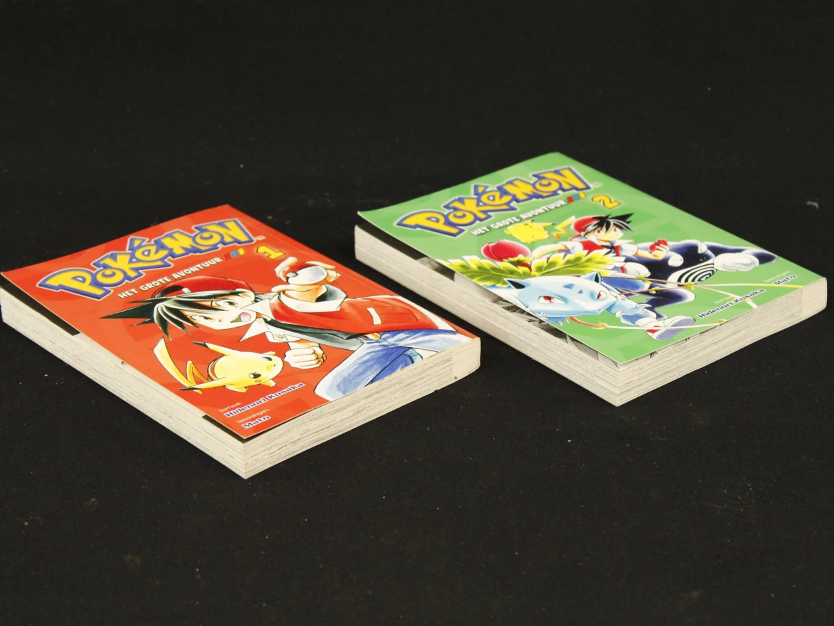 Grote Pokémon-verzameling – knuffels, figuren, boeken, Pokémon TCG-blik, pennenzak - foto 4
