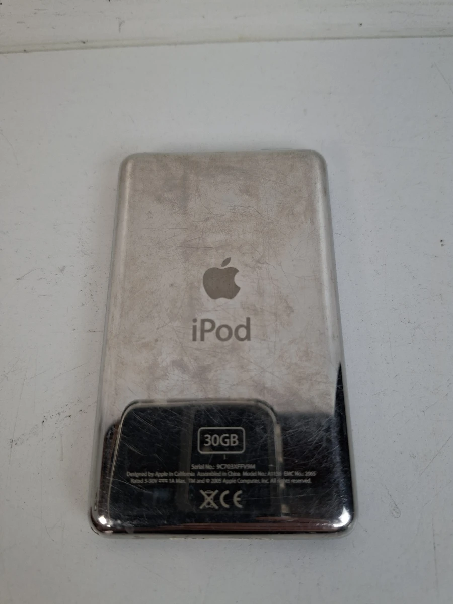 Iconische Apple iPod Classic 5e Generatie (30GB - Zwart) – Complete Set met Kabels & Lader! - foto 2