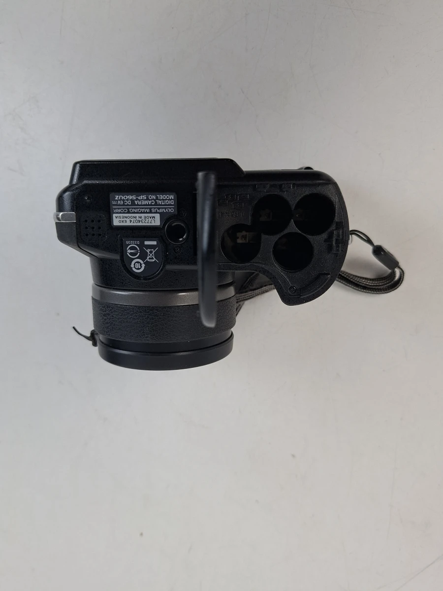 Complete Olympus SP-560UZ Ultra Zoom Camera – 18x Optische Zoom - foto 3