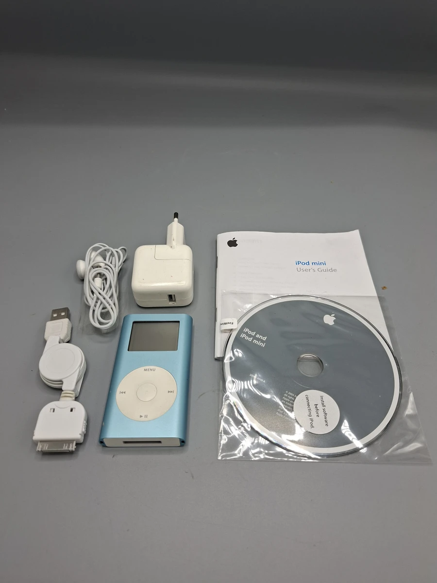Vintage Apple iPod mini 1e Generatie (4GB - Blauw) – Unieke Complete Set met Doos-Inhoud! – kavel bij De Kringwinkel, Waardamme