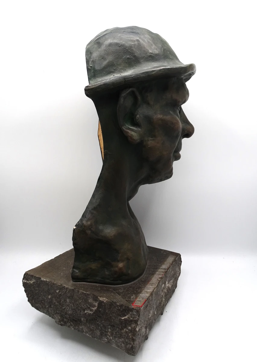 terra-cotta buste van S. Hublet - foto 5