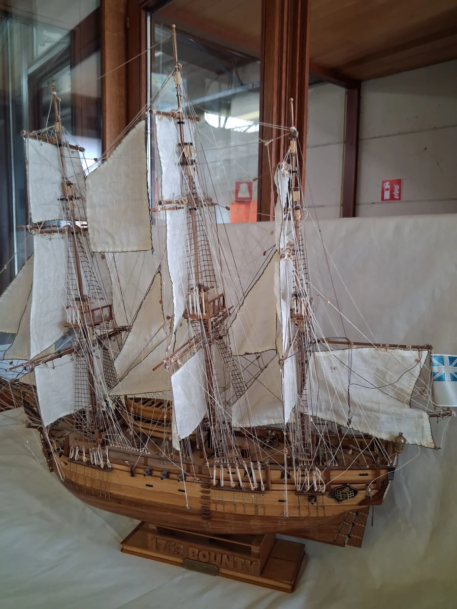 HMS Bounty 1783 - foto 10