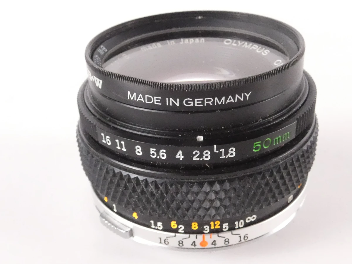 Olympus OM-10 camera + Zuiko 50mm f/1.8 objectief (1979) - foto 2