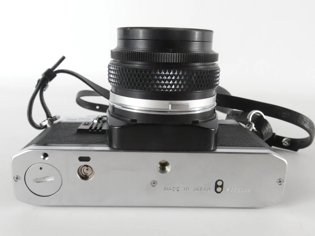 Olympus OM-10 camera + Zuiko 50mm f/1.8 objectief (1979) - foto 7