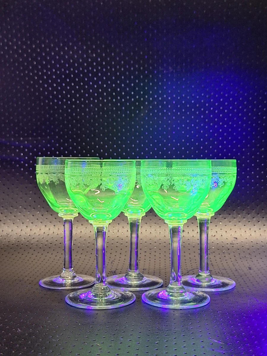 Set van 5 Art-Deco uranium wijnglazen - Art-Deco - foto 2