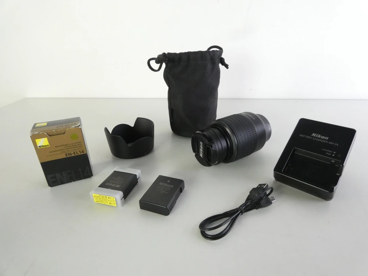 Nikon D3100 spiegelreflexcamera met accessoires en tas - foto 11